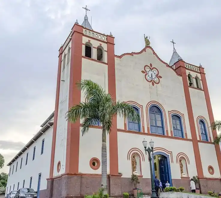 Queluz comemora 182 anos, confira alguns pontos turísticos da cidade