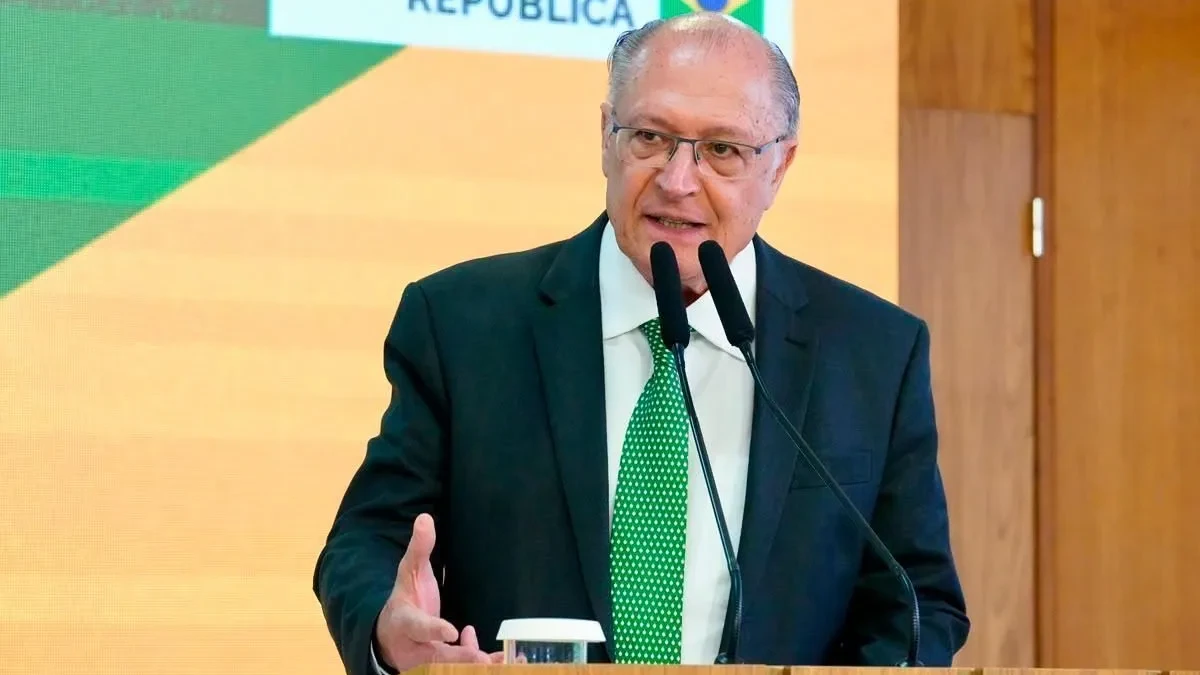 No Dia de Aparecida, Alckmin anuncia caminho exclusivo para romeiros na Dutra