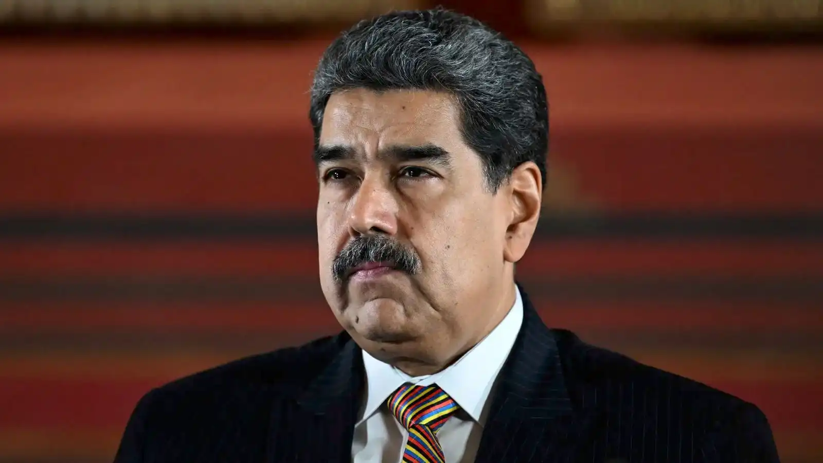 EUA anunciam captura de Nicolás Maduro após operação militar na Venezuela