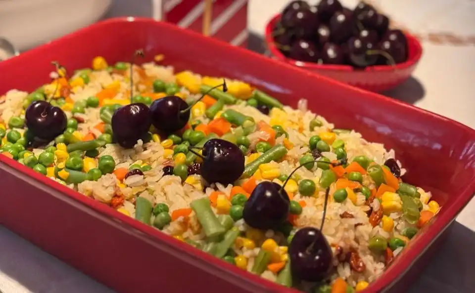 Chef ensina arroz natalino para a ceia