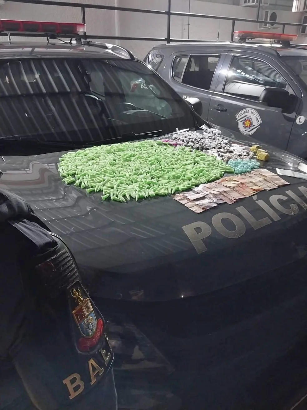 Polícia apreende mais de mil unidades de drogas na Zona Sul