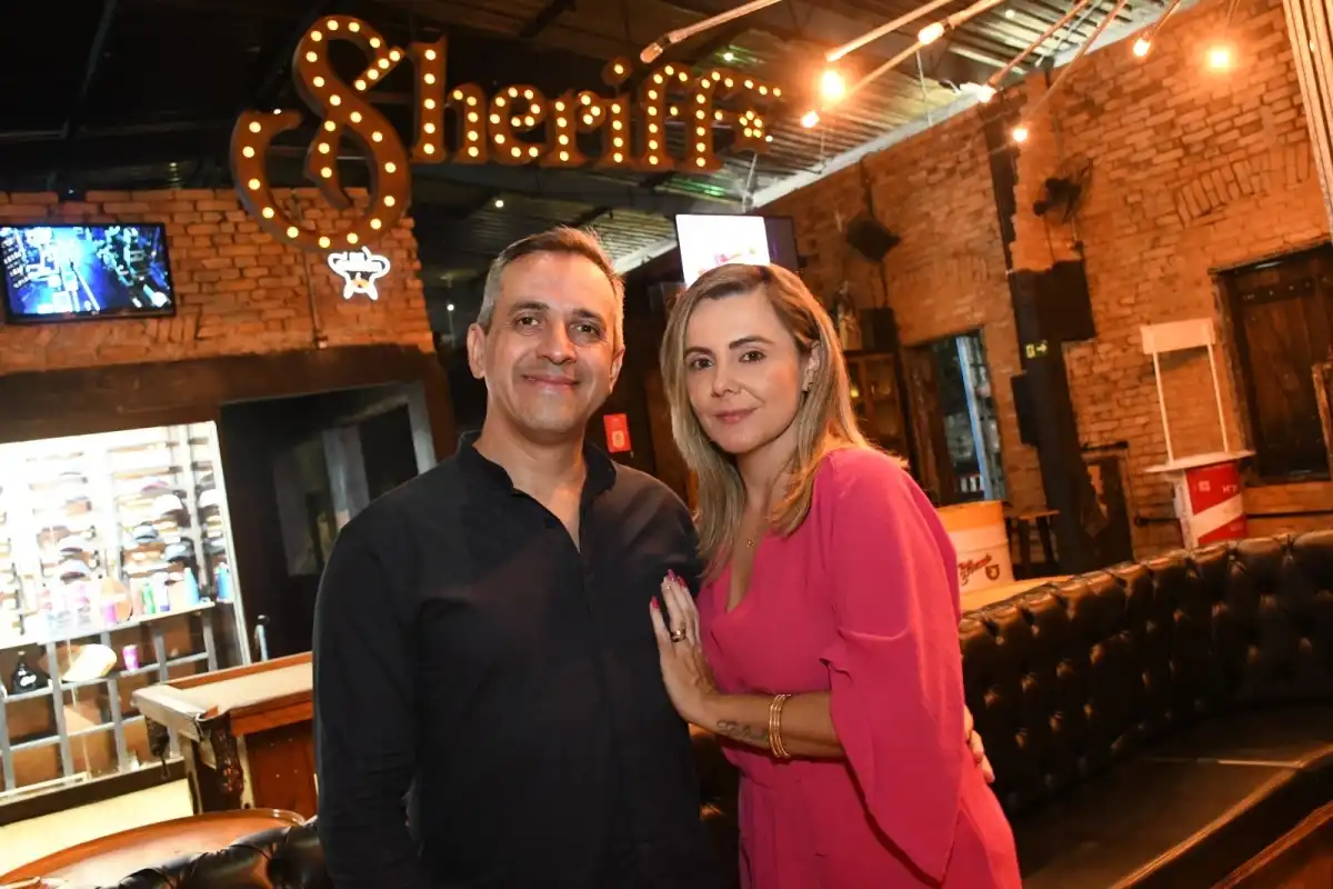 DJ Rodrigo S. comemora aniversário em dose dupla com muita música e boas energias