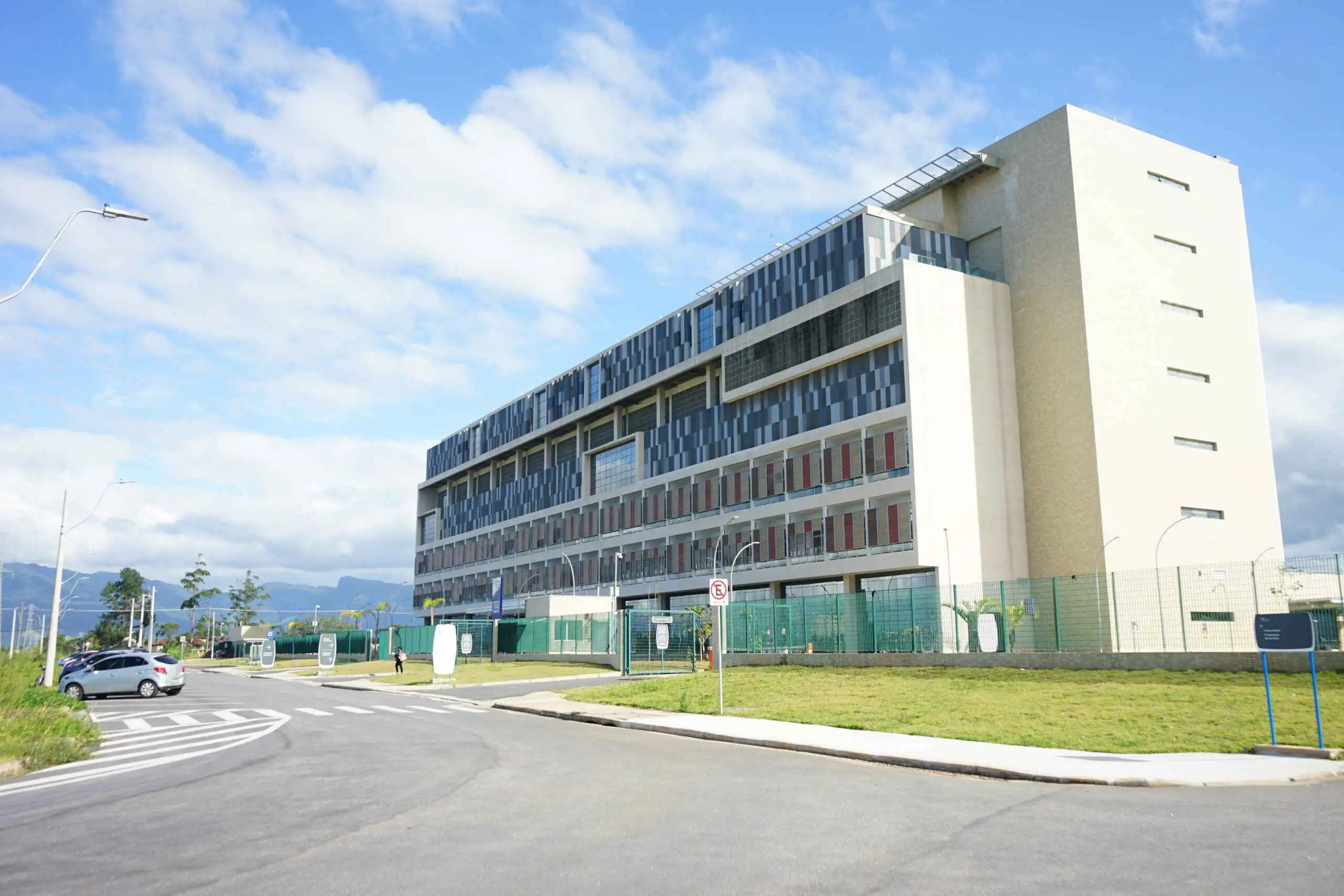 Hospital de Caraguatatuba realiza a primeira cirurgia cardíaca sem abertura do tórax
