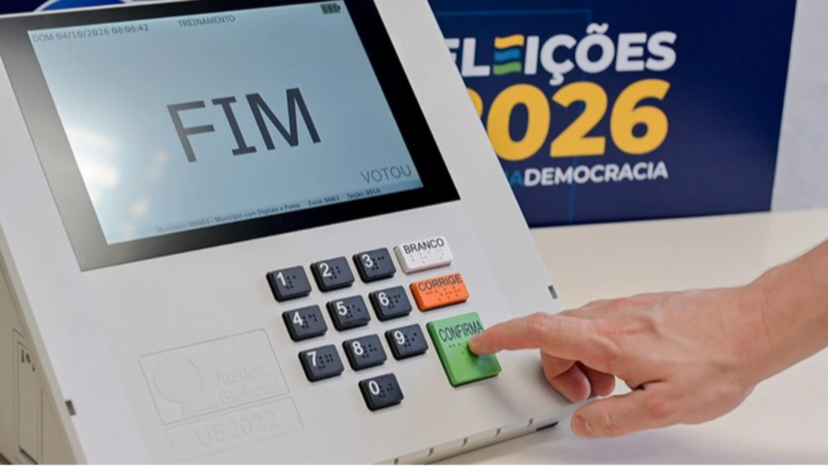 Mesmo com reeleição de Lula, SJC reforça apoio a Flávio Bolsonaro