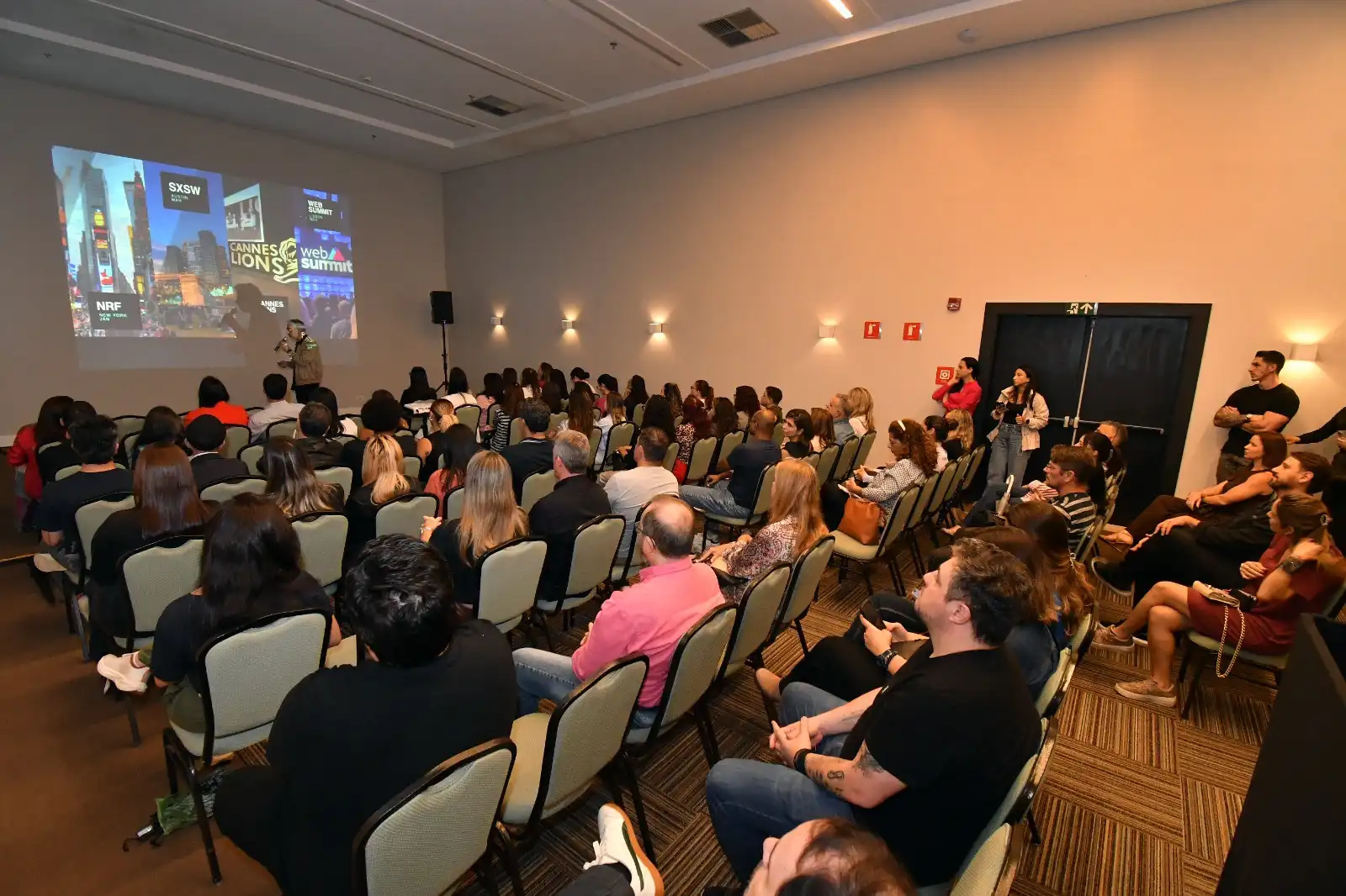 Colinas Shopping mostra tudo sobre o maior eventodo varejo do mundo no programa ‘Saiba+’ em sua edição de fevereiro