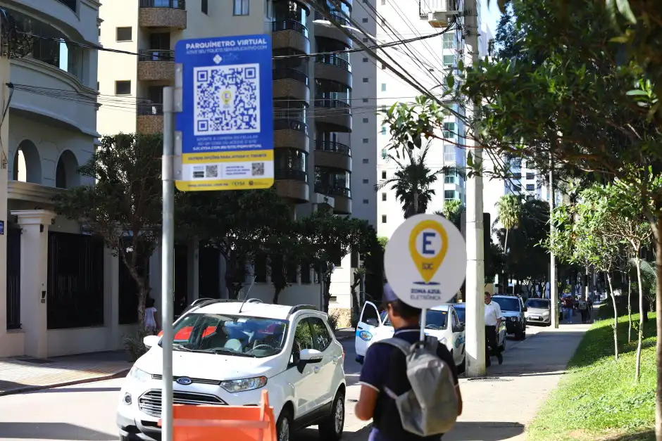 Zona azul será ampliada para 22 locais em São José; confira os endereços