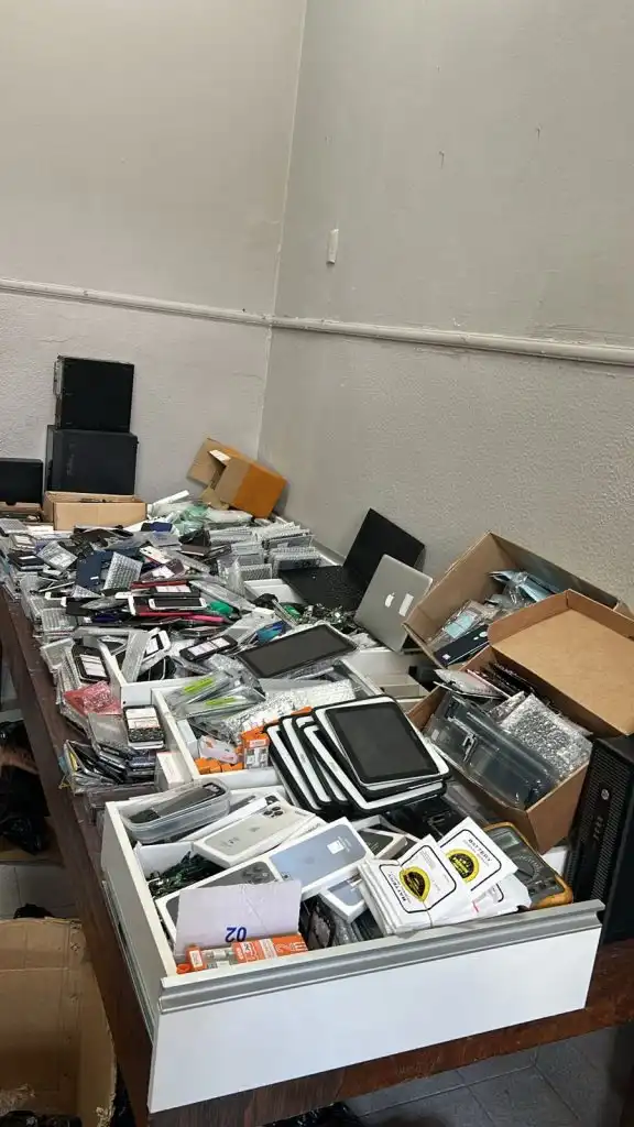 Polícia apreende mais de 10,5 mil celulares em operação contra criminosos