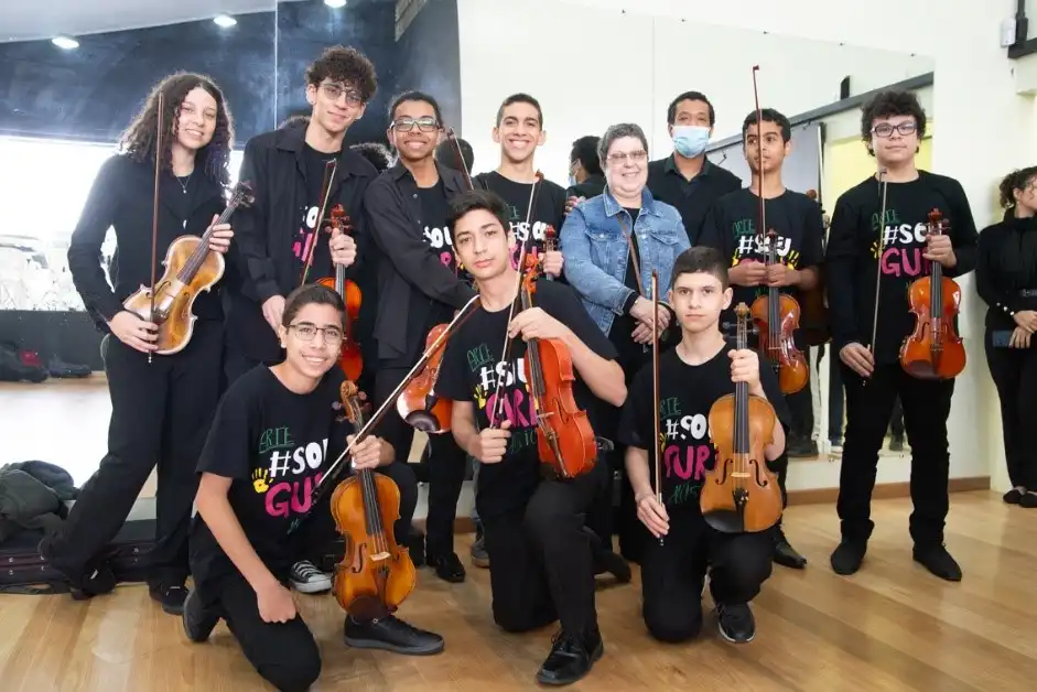 Orquestra Sinfônica do Guri de São José dos Campos faz concerto gratuito na Casa de Cultura Flávio Craveiro 