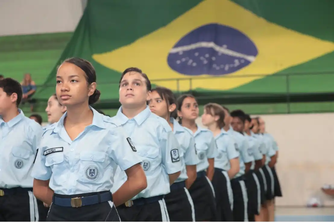 Governo Federal encerra programa de Escolas Cívico-Militares no Brasil