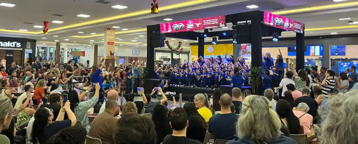 Clima de Natal contagia o Shopping Jardim Oriente com as cantatas de dezembro