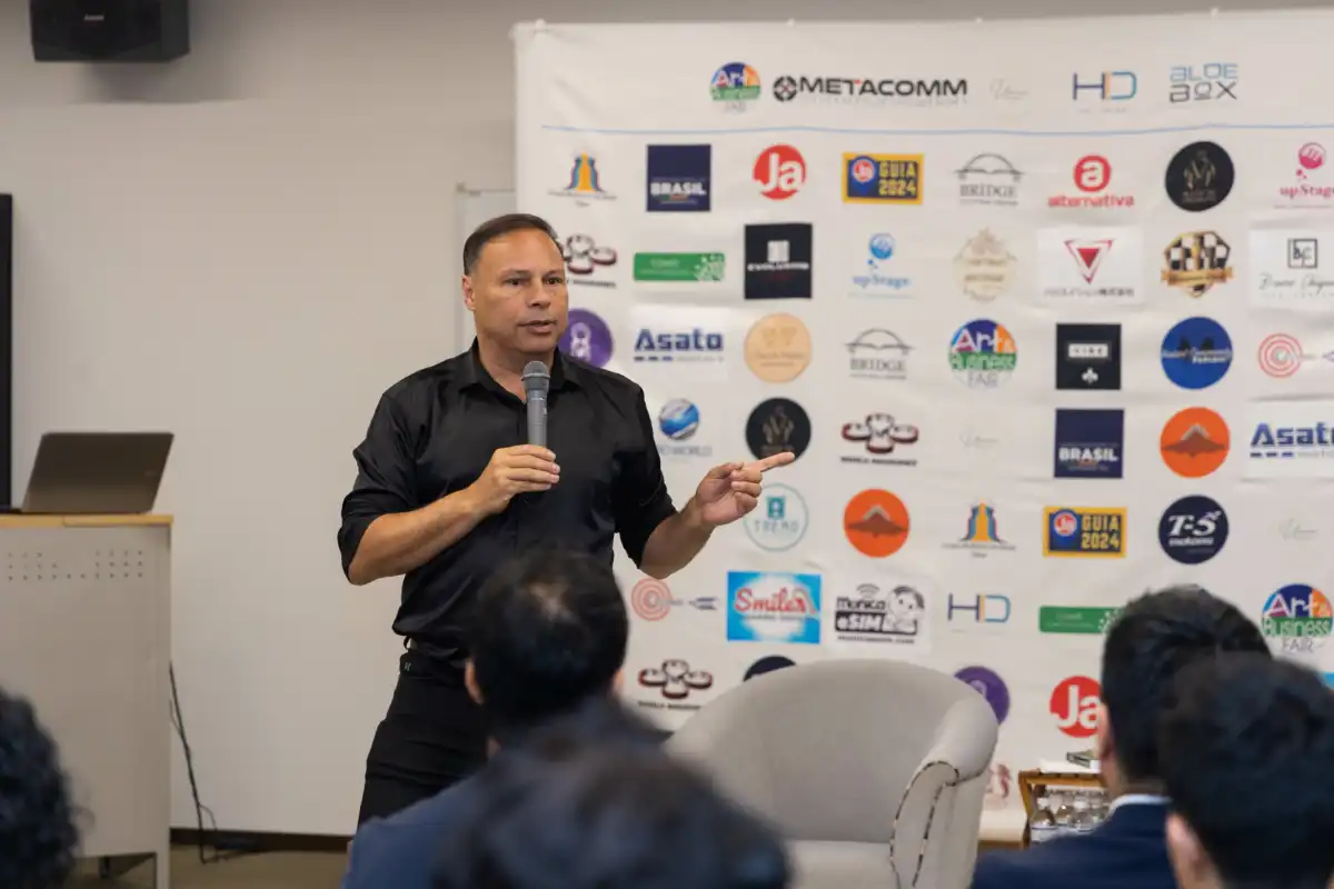 Palestra “Vivendo Sob Pressão” apresenta estratégias para enfrentar desafios e manter o equilíbrio