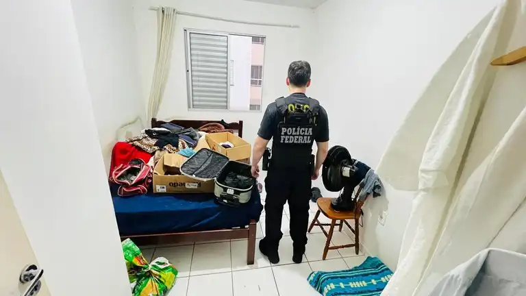 PF cumpre mandado contra suspeito por armazenar e compartilhar material de abuso sexual infantil em Taubaté 