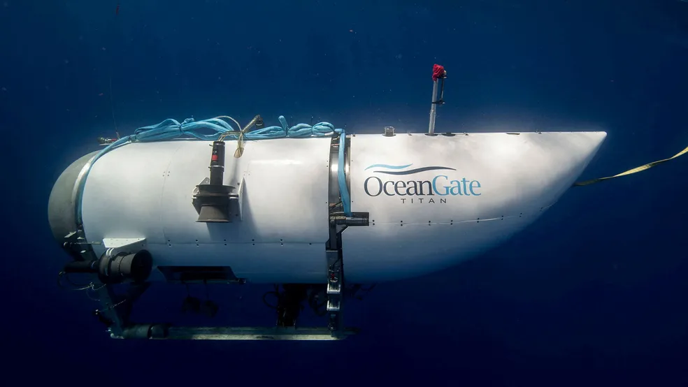 Submarino desaparecido está sem oxigênio