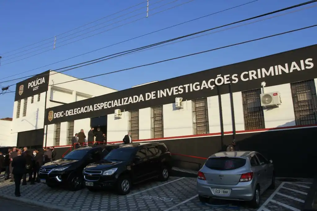 Operação policial prende trio por associação criminosa ligada ao tráfico em Taubaté