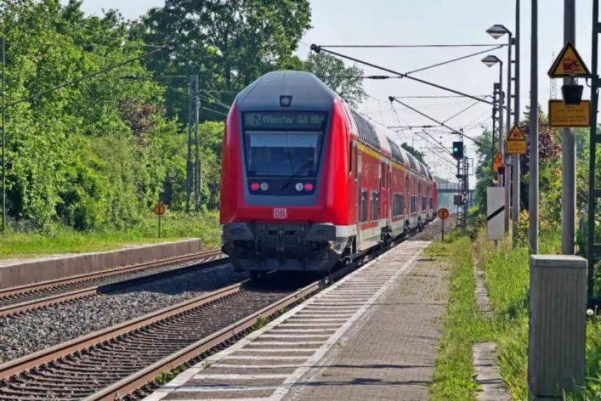 Estado avalia criação de linha de trem entre São José e São Paulo