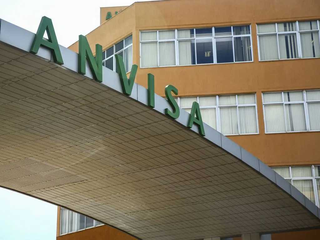 Atenção: Anvisa suspende whey, cúrcuma, chá verde e creatina