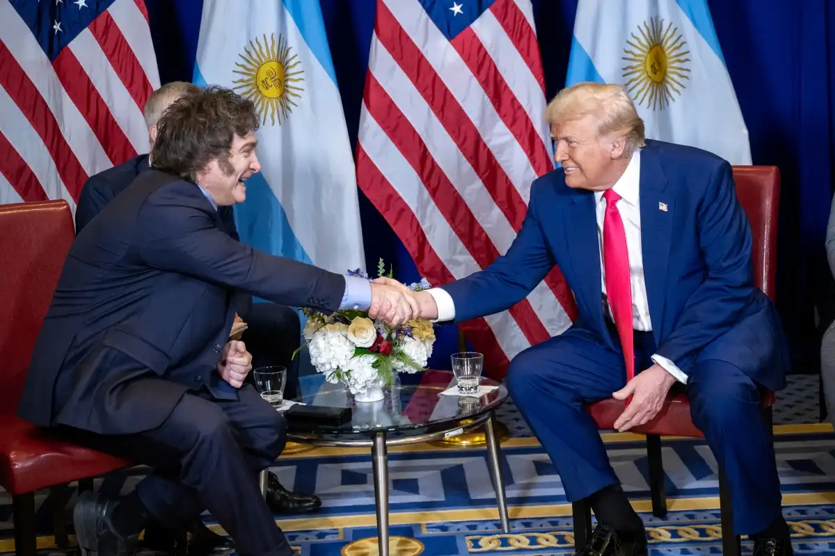 Tarifaço Trump: Argentina fica com tarifa mínima de 10% enquanto Brasil com 50%