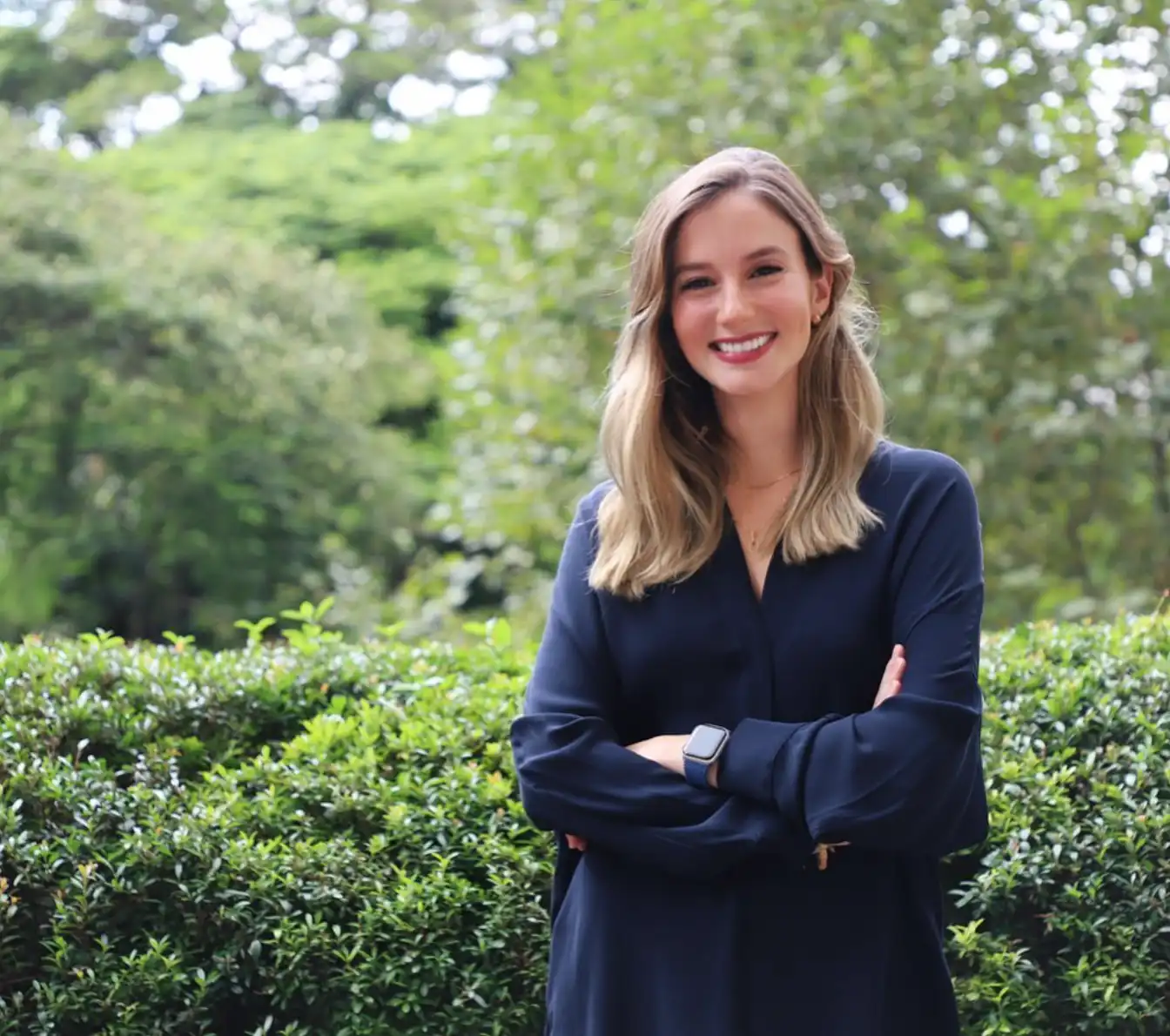 Brasileira se torna a 1ª bilionária mais jovem do mundo a construir a própria fortuna