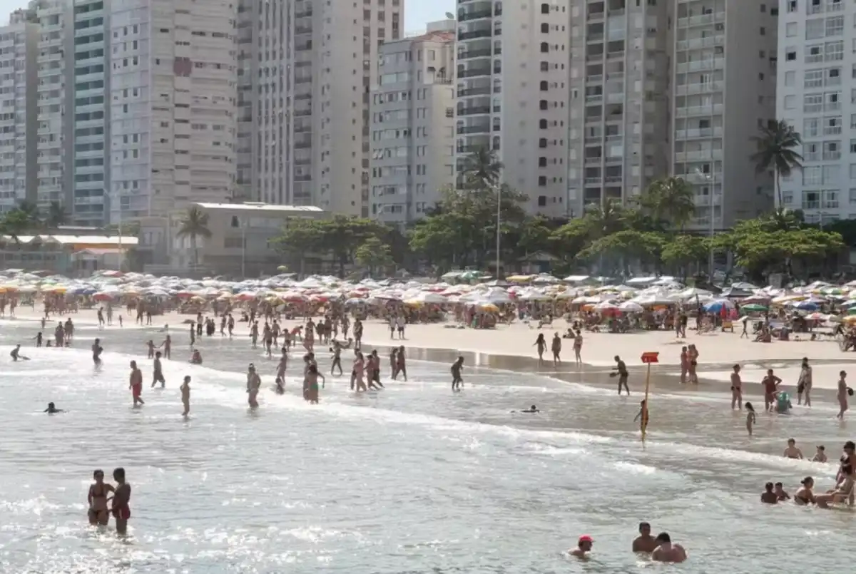 Turistas relatam surto de virose no Litoral de SP