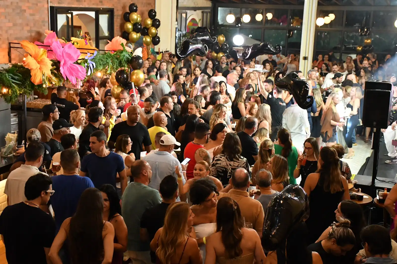 Bar do Coronel comemora 34 anos de muito sucesso em São José