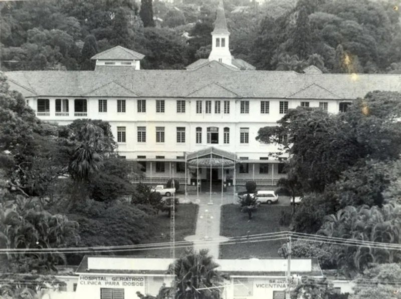 inicio-das-atividades-do-hospital-geriatrico-1993.jpg