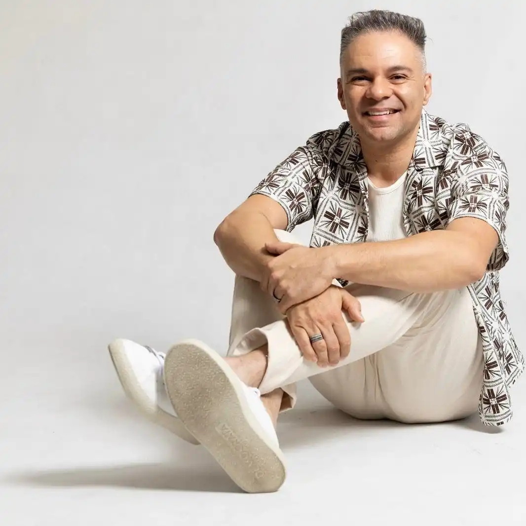 Peleco apresenta novo projeto musical em show no Vicentina Aranha, domingo