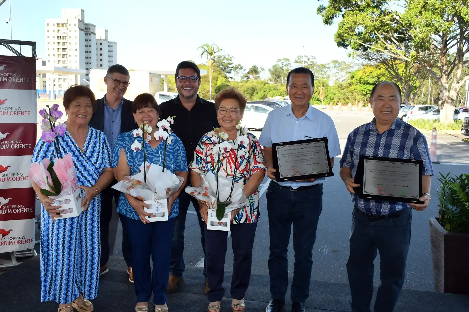 A Família Shibata é homenageada com a nomeação de duas ruas no bairro Jardim América, em SJC