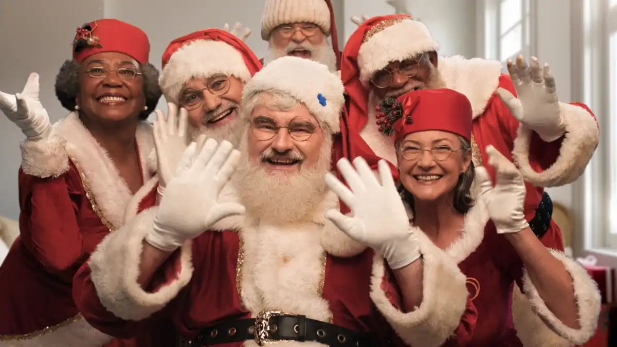 Tecnologia a serviço do Natal: campanha usa inteligência artificial para simular videochamada com o Papai e a Mamãe Noel