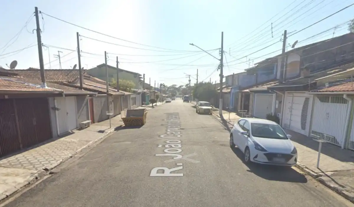 Jovem é atingida por tiro de raspão na cabeça durante baile funk em Cacapava
