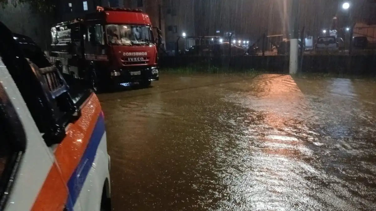 Ubatuba é a cidade mais afetada pela chuva no Estado de SP; acumulado é de 177 mm  