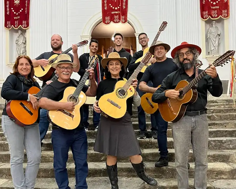 Orquestra de Violas Rio Abaixo Mestre Jorge Charleaux apresenta show inédito no Sesc Taubaté