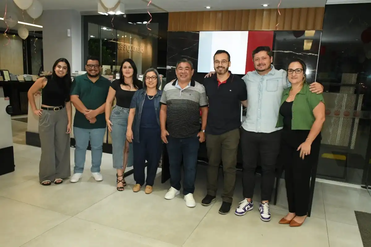 Japonesa Pisos celebra 32 anos com evento especial para especificadores da área de arquitetura design e construção.