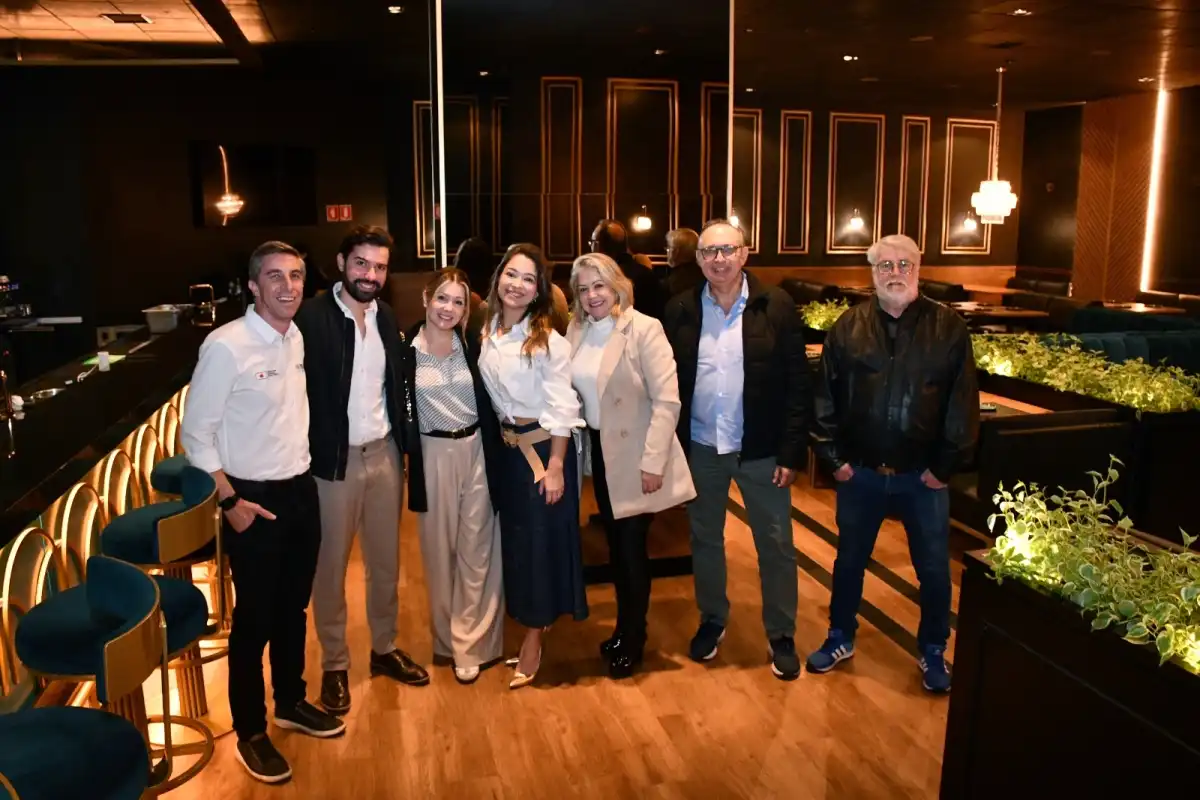 Dra. Graziela Aguiar promove sessão especial de cinema no Kinoplex Diamante com foco em representatividade e saúde visual infantil, em parceria com a Estilus Ótica