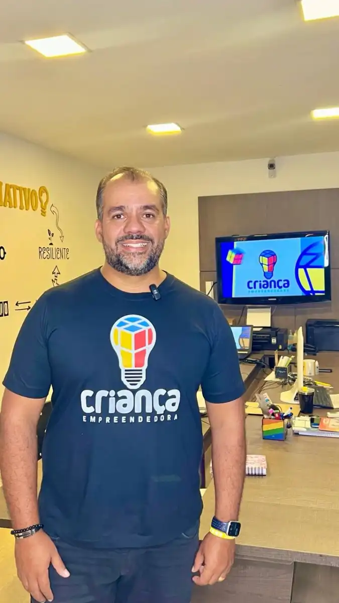 Com o pioneiro objetivo para moldar o futuro de nossos jovens, a LoveGifts, rede de franquias com mais de 70 unidades em todo o país, tem asatisfação de apresentar o inovador projeto "Criança Empreendedora"