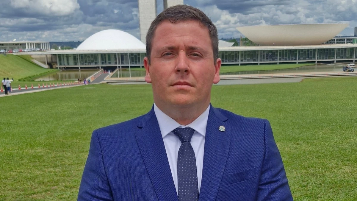 Câmara de Jambeiro rejeita denúncia contra prefeito Aries Marioto