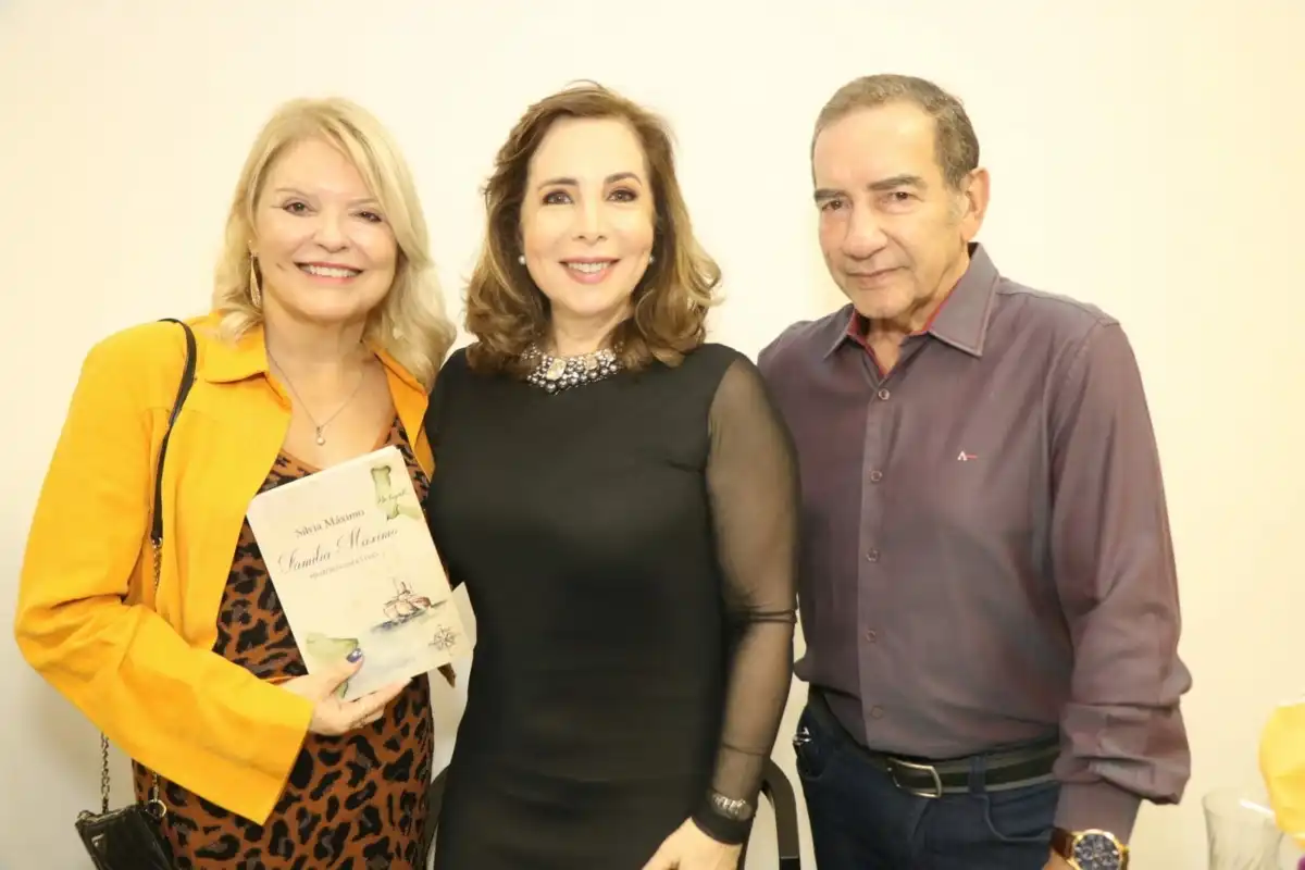 Lançamento do Livro "Família Máximo Memórias Afetivas "
