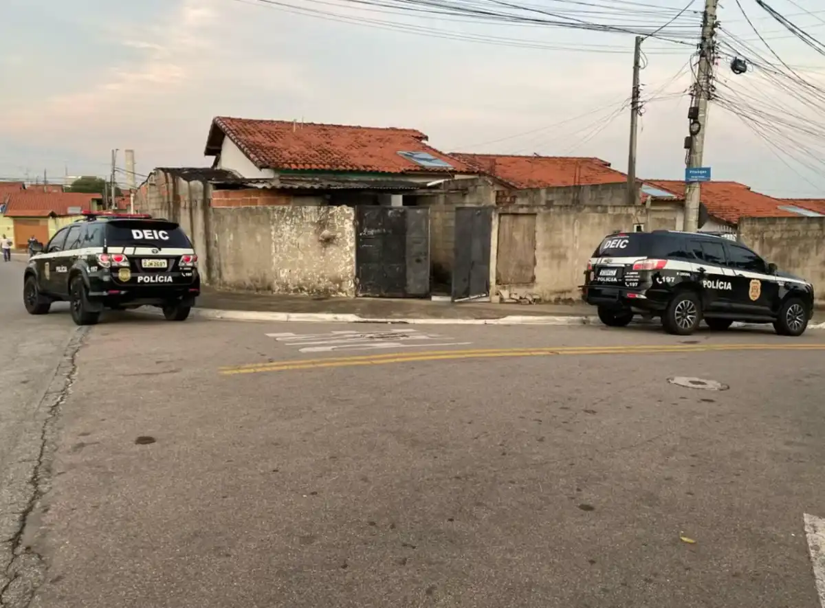 Polícia prende segundo suspeito de roubo e sequestro em condomínio de luxo em São José