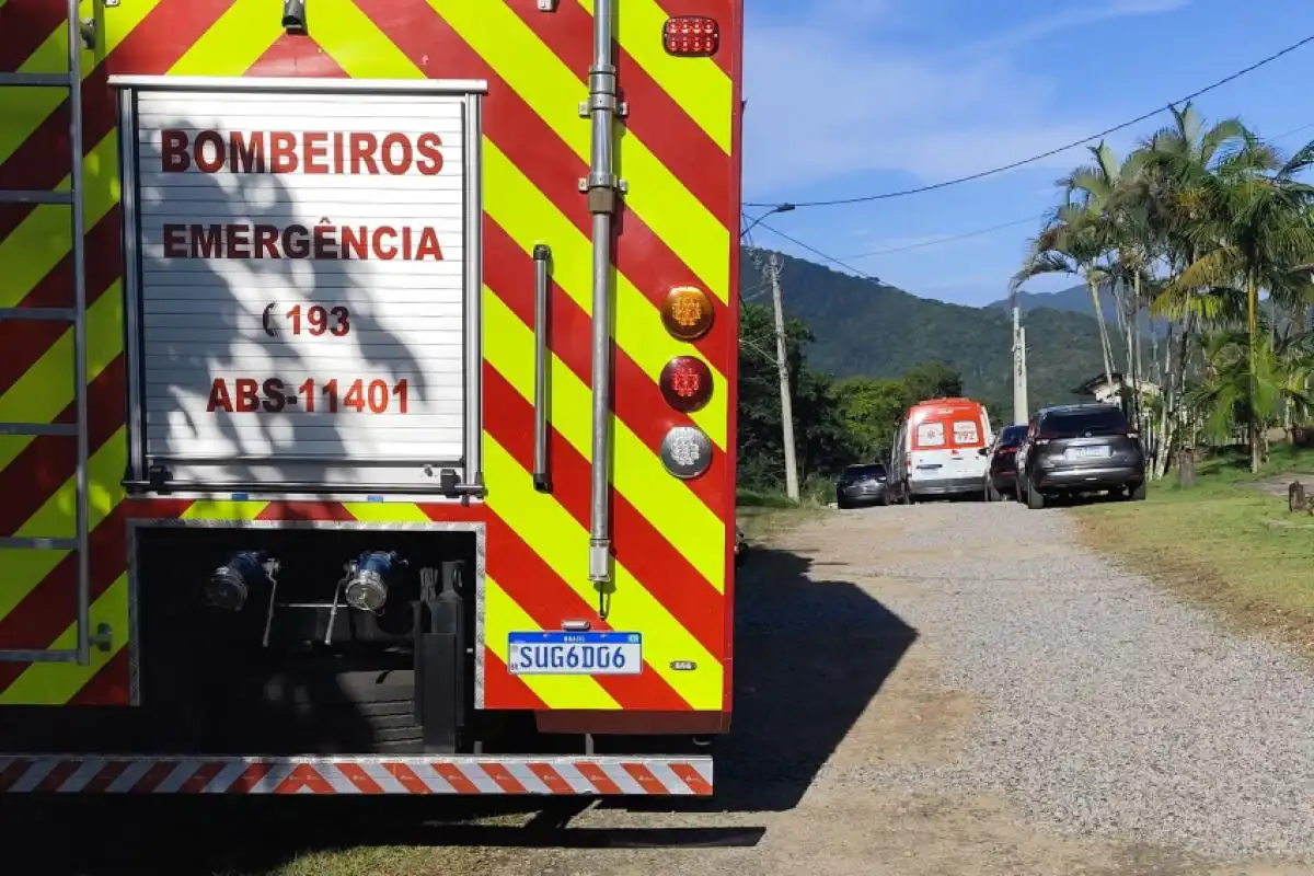 Mulher de 67 anos morre após cair em condomínio em Caraguatatuba