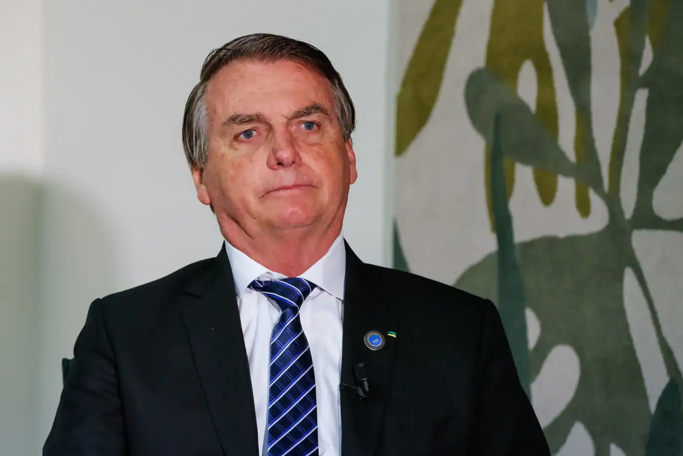 Defesa pede prisão domiciliar para Bolsonaro e alega piora no estado de saúde