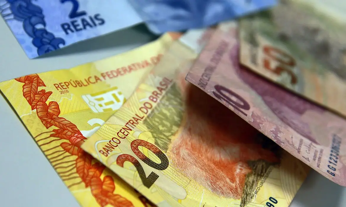Cerca de 72 mil contribuintes do RMVale terão direito a R$ 116 milhões do 1º lote do IR 2023