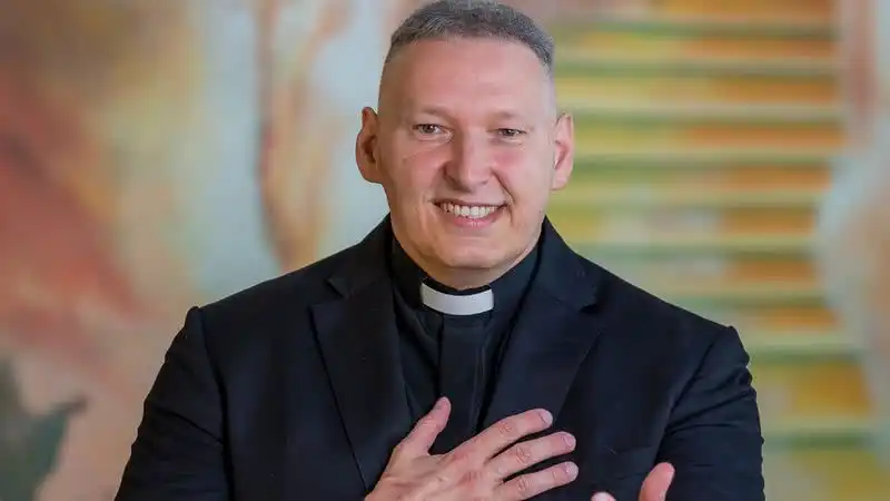 Padre Marcelo Rossi e Frei Gilson são principais atrações do acampamento católico PHN
