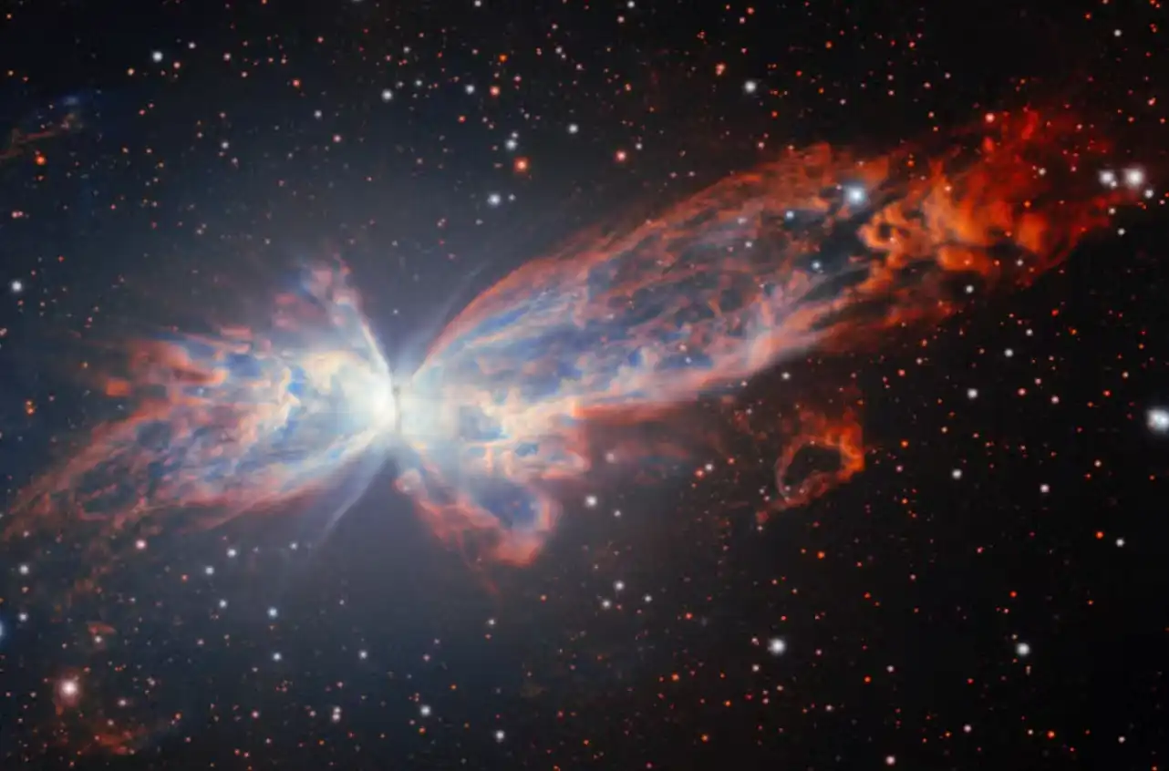 Imagem inédita de “borboleta cósmica” é capturada por telescópio