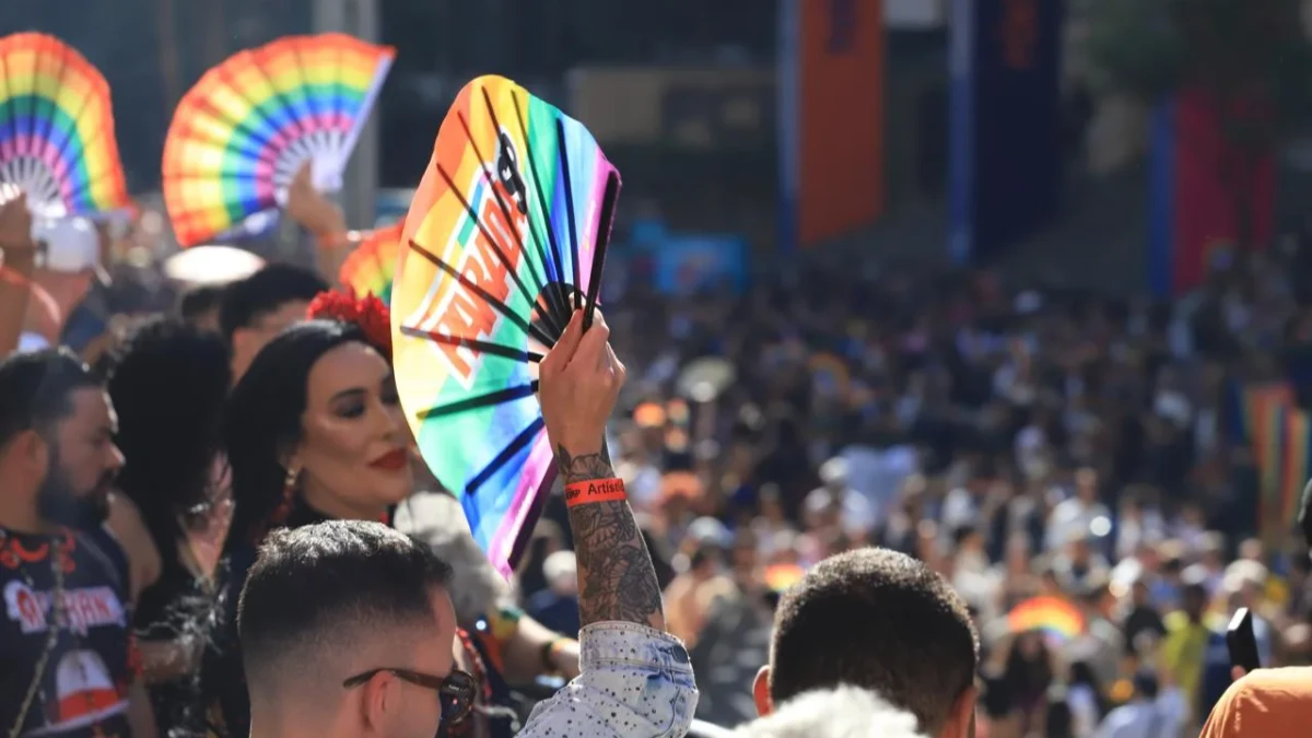 Projeto que prevê até 40 anos de prisão para LGBTIcídio é discutido no Senado