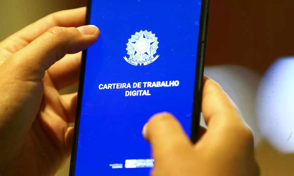 Pelo 9º mês, São José tem resultado positivo de empregos formais