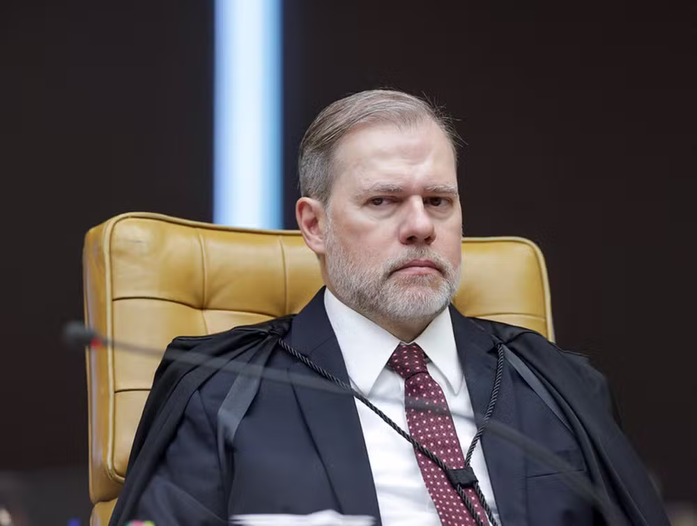 Dias Toffoli deixa relatoria do caso Master no STF ; André Mendonça assume