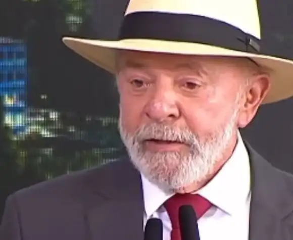 Lula diz a Alexandre de Moraes que “Ninguém vai parar de te chamar de Xandão”