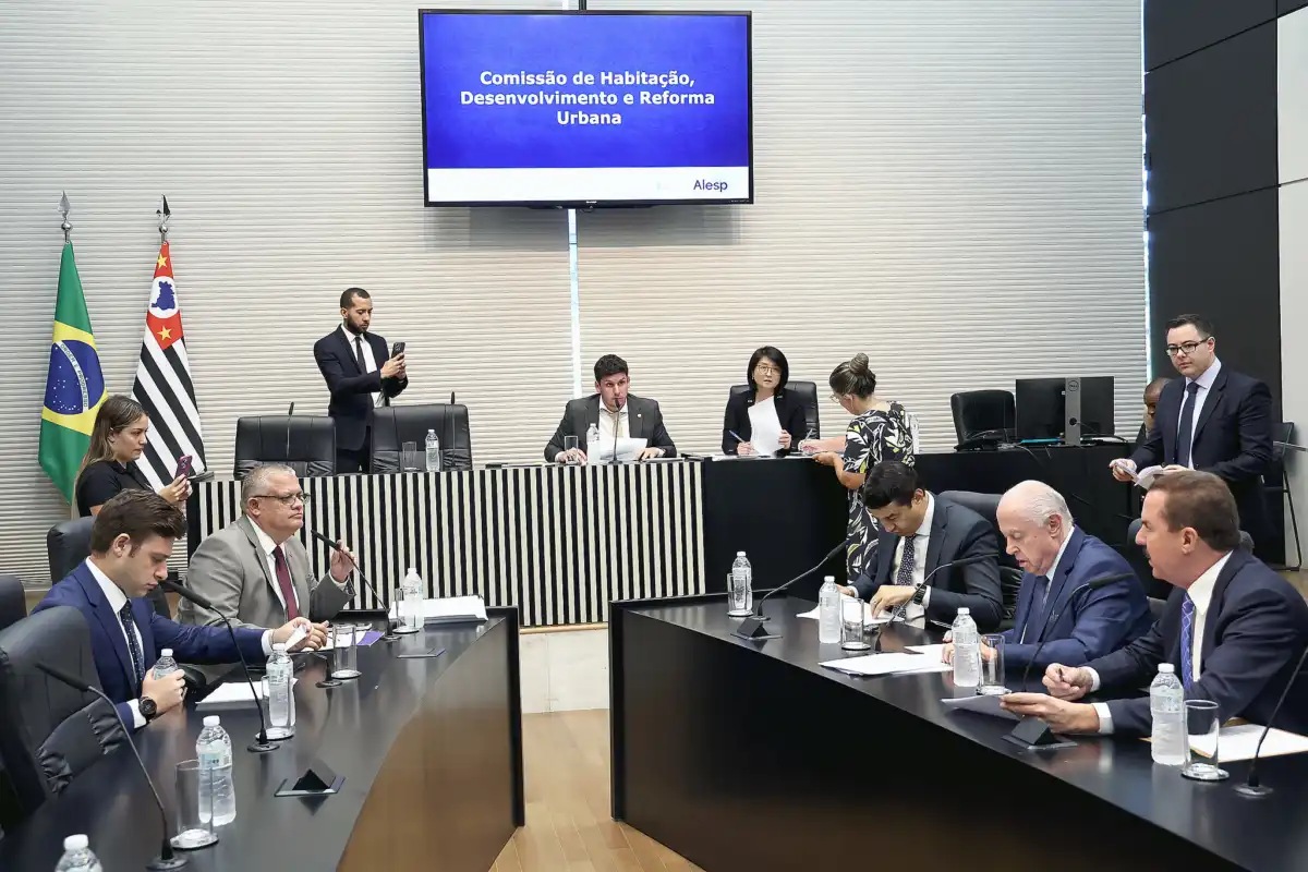 Comissão da Alesp aprova projetos que ampliam e priorizam acesso a moradias populares no Estado