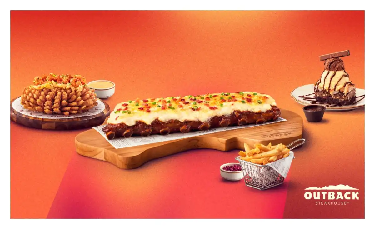 Luz, câmera, ação: Outback inova e lança torre Bloomin’ Onion com camarões, Ribs com Catupiry®&#xfe0f; Original e sobremesa de brownie, KitKat®&#xfe0f; e marshmallow