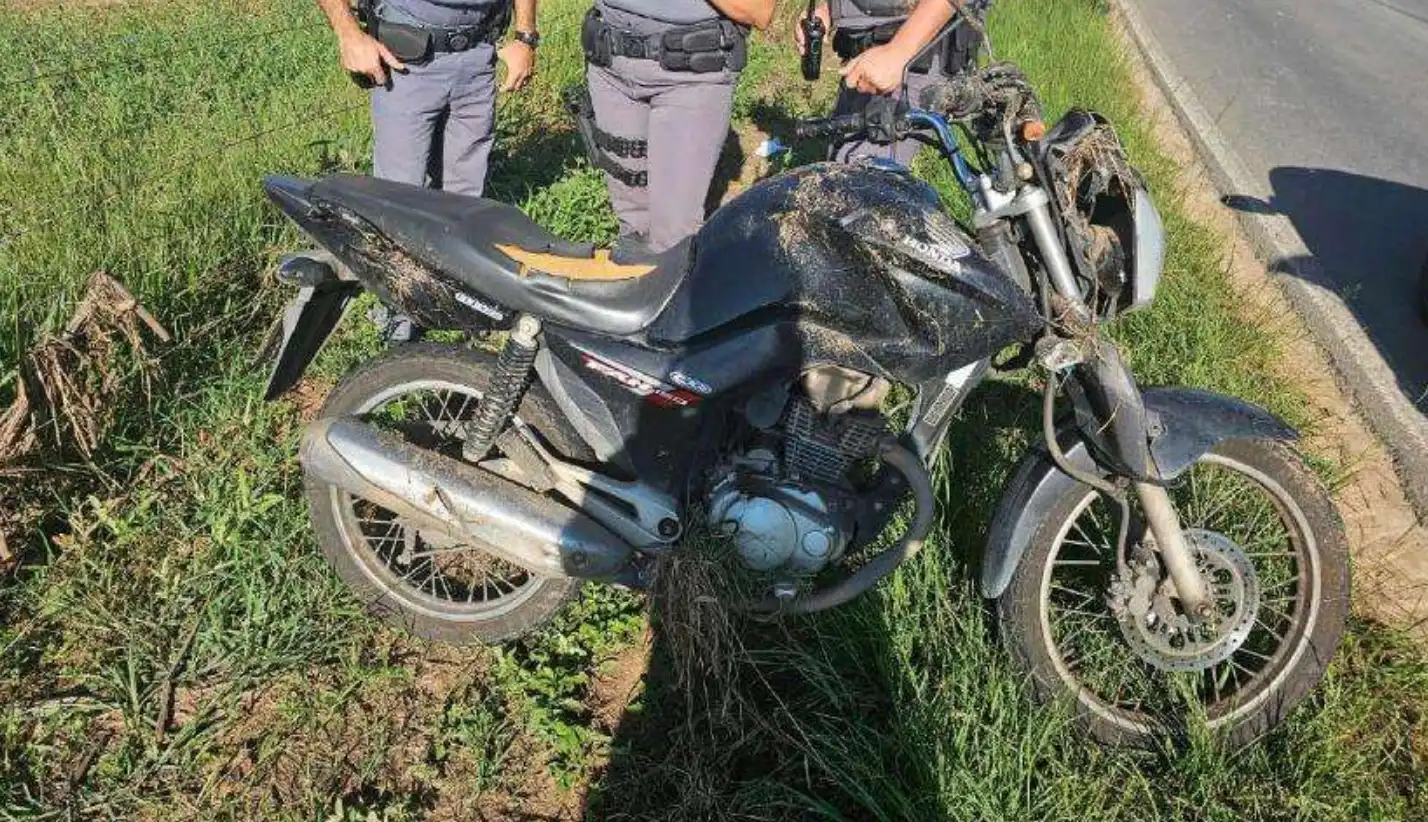 Motociclista morre após colisão com ônibus em estrada de Guaratinguetá