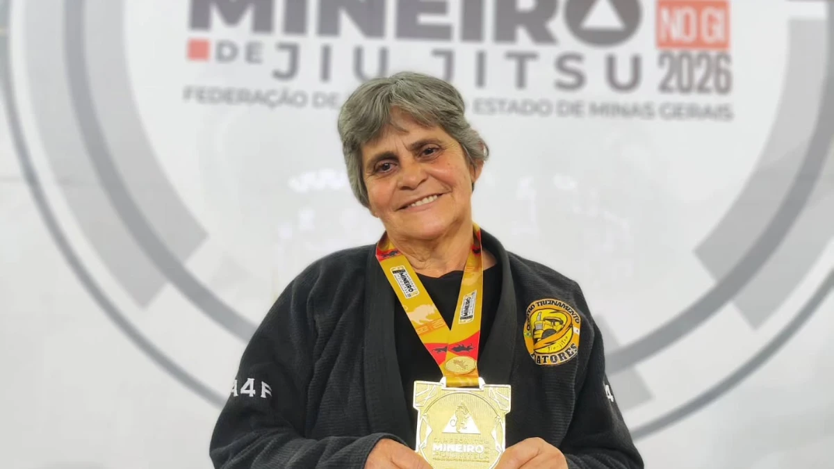 Aos 71 anos, aposentada estreia no jiu-jitsu e vence competição